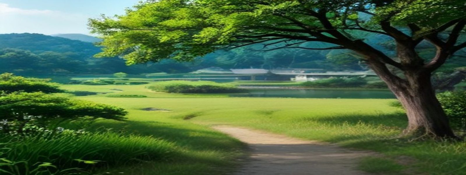 粉桃基地的编辑办公场景，木桌上摊开资料与手稿，窗外透进淡金色日光，安静而有秩序的工作氛围
